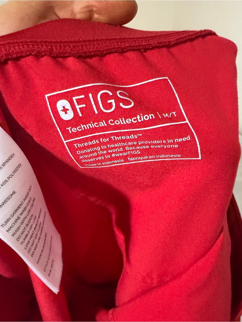Figs Women’s Red Zamora Scrub Bottoms M Tall - Picture 2 of 3